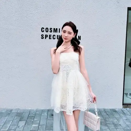 公主风礼服连衣裙女夏季2024新款收腰显瘦露背网纱拼接抹胸蓬蓬裙