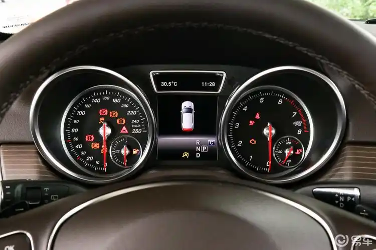 【奔驰gle2018款gle 320 4matic 动感型臻藏版仪表盘汽车图片-汽车