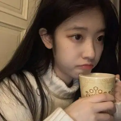 女生同一个人头像高清好看的同一个人头像图片真人