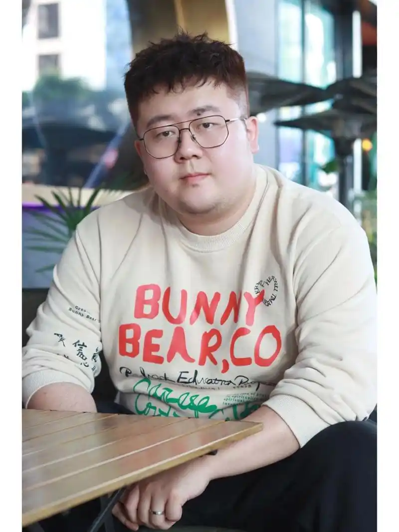 适合胖胖男生的发型