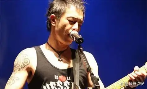 演唱会满座率低被骂炒冷饭昔日摇滚英雄就此落魄了吗