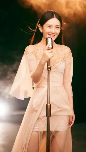 谢娜唯美迷人写真,这颜值太漂亮了,有没有被电到