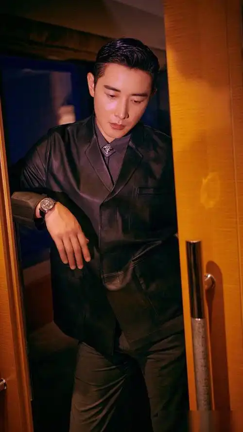 演员罗晋,参演影视《江山如此多娇》,请看写真照