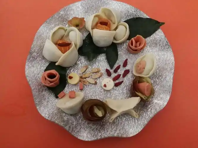 "包饺子,联情谊"创意造型评比