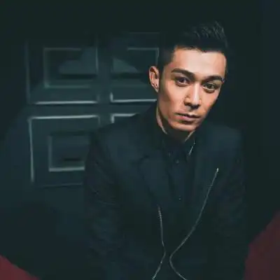 周柏豪qq头像帅气高清 周柏豪微信头像