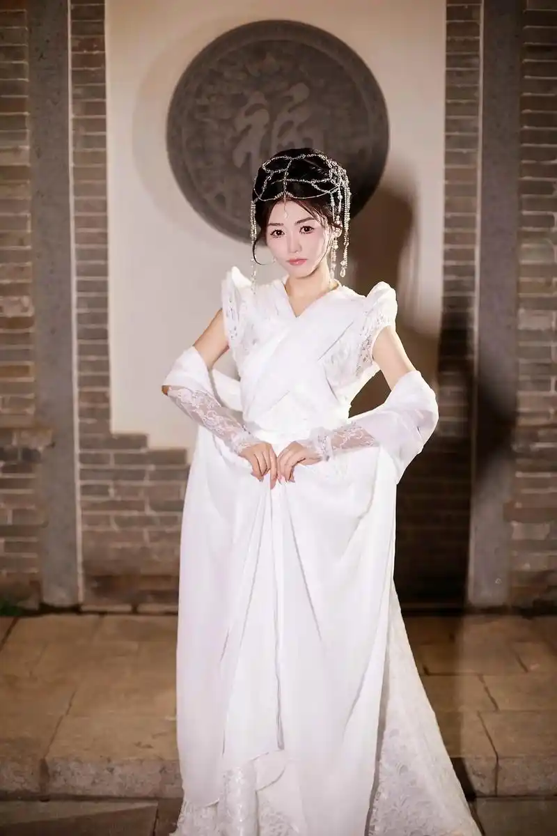 再相见,我仍是夕瑶,你却已不是飞蓬.再相见,我仍是夕瑶,你却 - 抖音