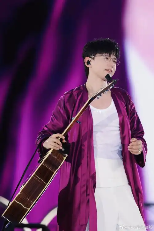 王源李现去了张杰演唱会##王源李现去看张杰演唱会了