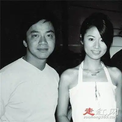 唐季礼跟张国荣是什么关系导演和演员之间的关系非常的微妙