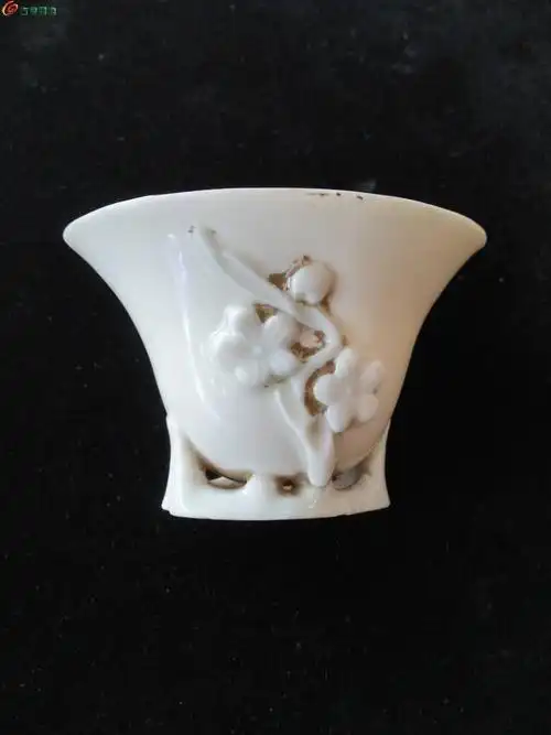 清代德化窑梅花杯