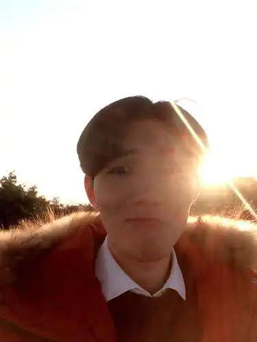 苏州的单身男青年? 噗!要笑场了.有没有找男朋友的