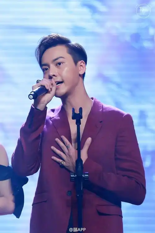 陈伟霆##陈伟霆蜀山战纪# 150910 蜀山战纪上海发布会