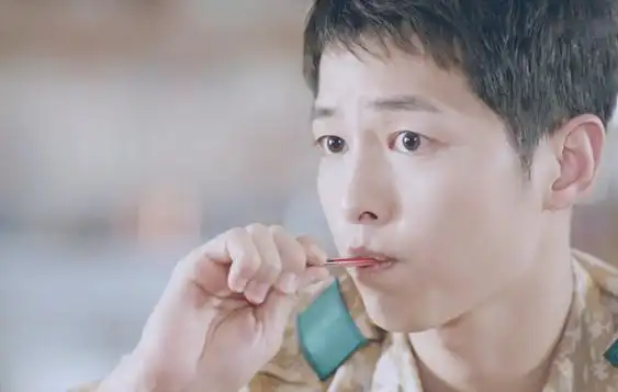 网曝湖南卫视邀约宋仲基录制《快乐大本营》