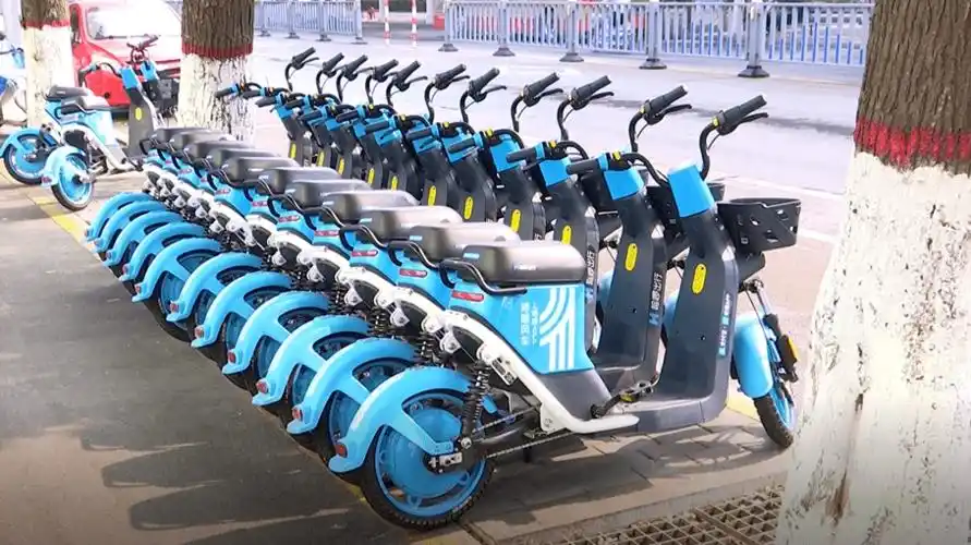 配备头盔了临淄已投放1千多辆共享电动车可是