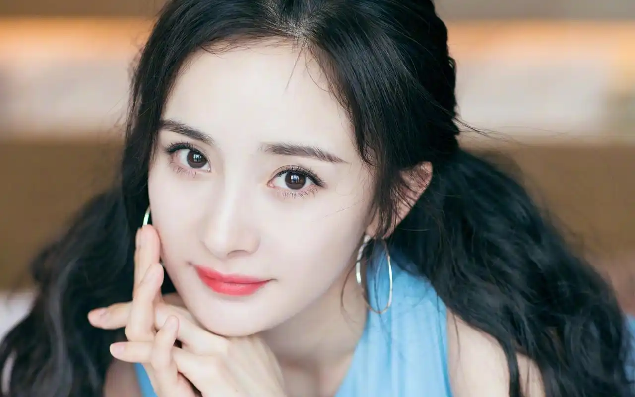 杨幂清新性感图片桌面壁纸高清大图预览1920x1200_大陆明星下载_美桌