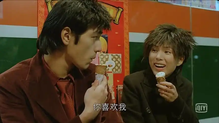 《两个杀手在行动,一个是男杀手,另一个是女杀手》(两个只能活一个)