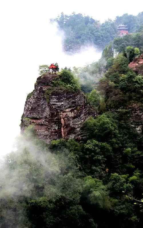 香炉峰绝知多少,到此一游全知晓