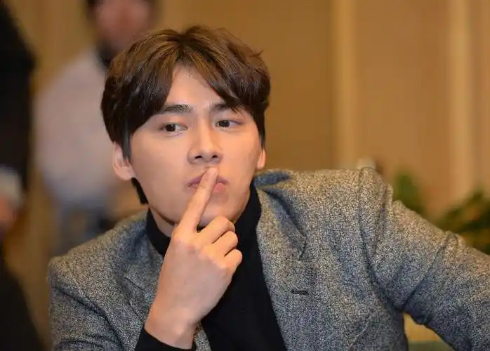 李易峰的娱乐圈引路人,是胡海泉