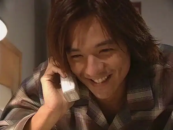 大家觉得冯德伦算帅哥吗?跟同期比如何呢?