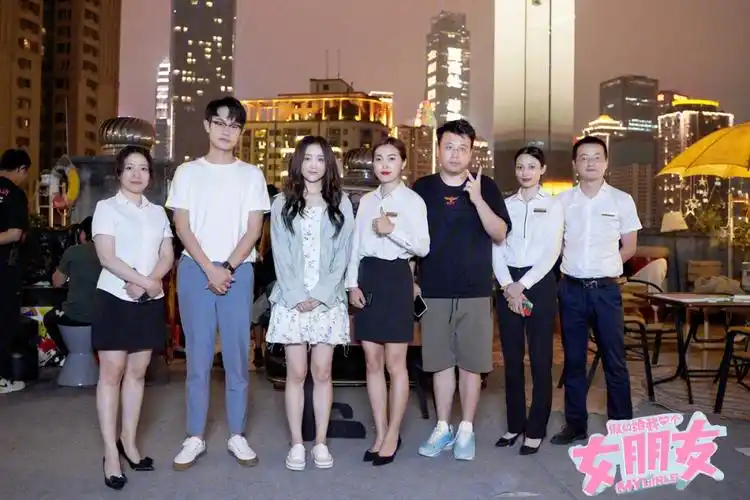 网剧《假如给我一个女朋友》主演:男主抖音网红,维维啊女主,何花拍摄