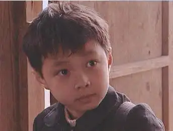 小时候胖嘟嘟的明星,张艺兴彭于晏不算啥,看到郭麒麟:爱了爱了_身材