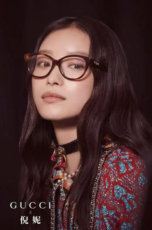 倪妮为gucci拍摄的2017秋冬全新眼镜广告大片曝光了.