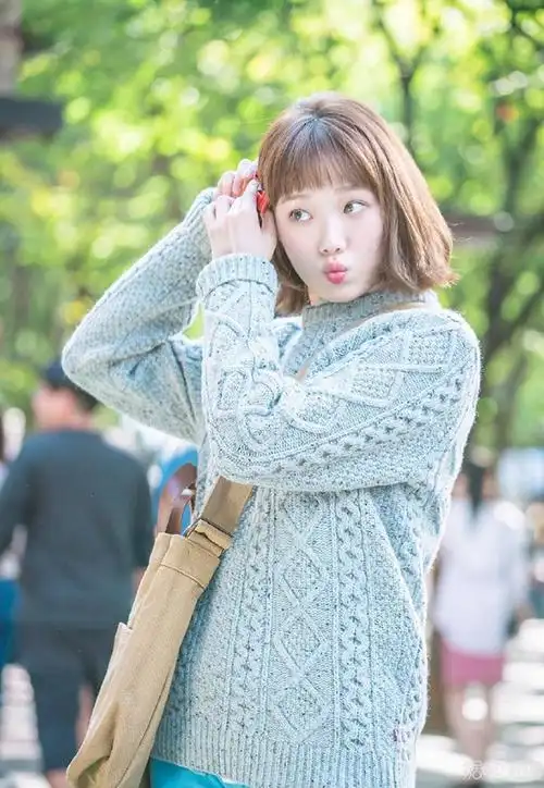 李圣经短发太萌上热搜不管这样的萌妹纸我要一打