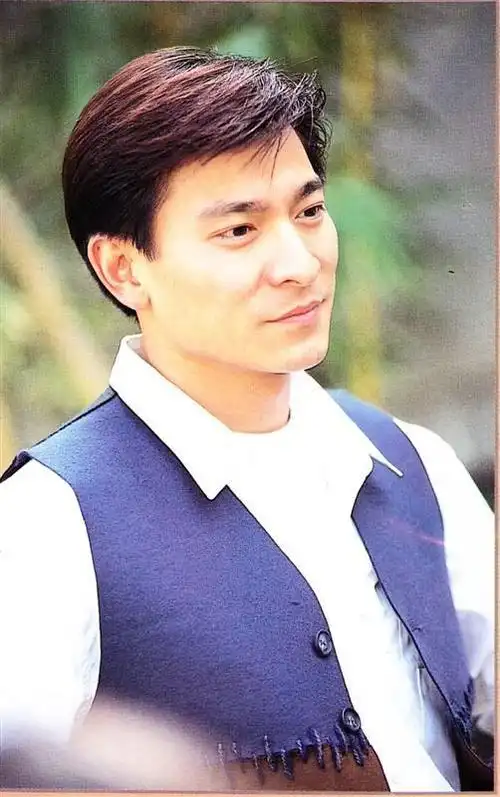 当年追求刘德华的女孩现在怎么样了(逼父亲卖肾跳海自杀的杨丽娟现在