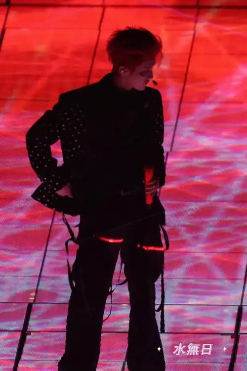 黄子韬只承认鹿晗比自己帅