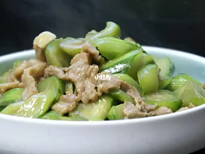丝瓜炒肉怎样做才能保证丝瓜鲜香脆爽好吃