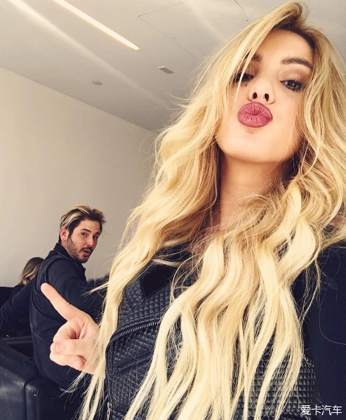 美国90后第一美女网红 lele pons_第2页_爱卡图片