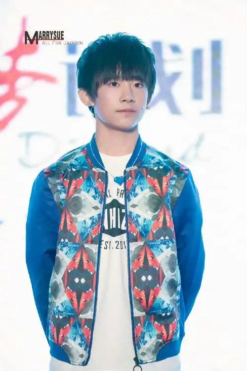 易烊千玺电影小小的我