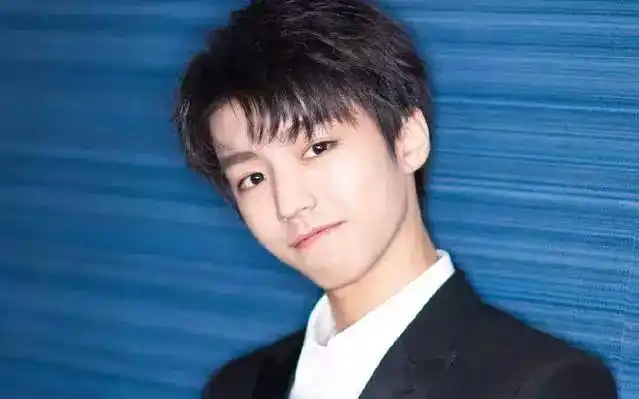 男八字头发型 学生头八字刘海图片 - 时代开运网