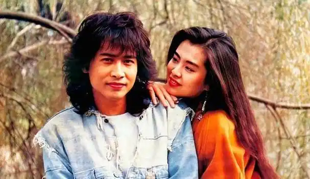 看似没交集,却曾深爱过,这5对明星情侣,永远让人"意难平"