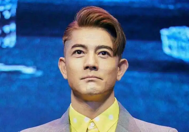 天王郭富城帅了几十年,百变发型功不可没,你学过几款