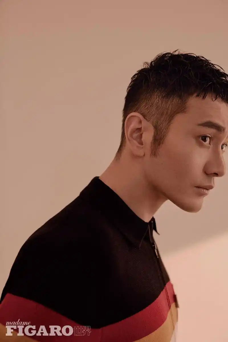 黄晓明全新封面大片 休闲搭配大秀麒麟臂_高清图集_新浪网