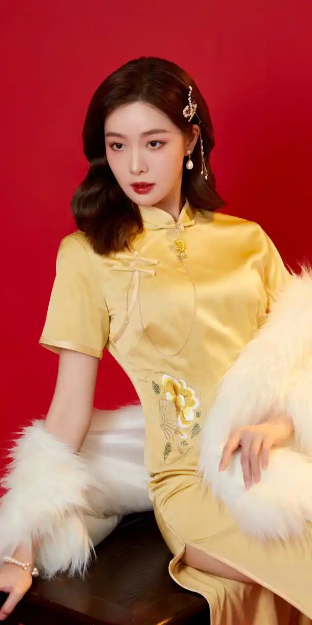 赵尧珂27岁生日白色穿搭温柔写真壁纸图集