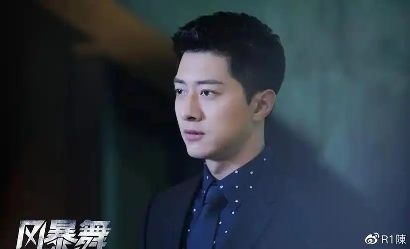 《风暴舞》主角定位失败,光靠配角输出,难成佳作