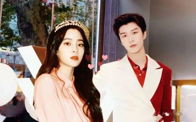 李斯丹妮和金晨?文咏珊倪妮关系怎么样?超级富家女追星滤镜?