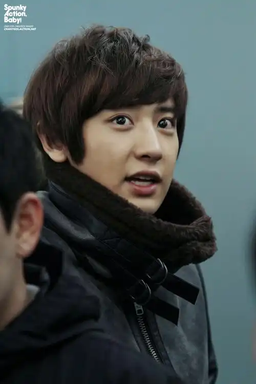 p>朴灿烈(         ,park chanyeol),1992年11月27日出生于韩国首尔