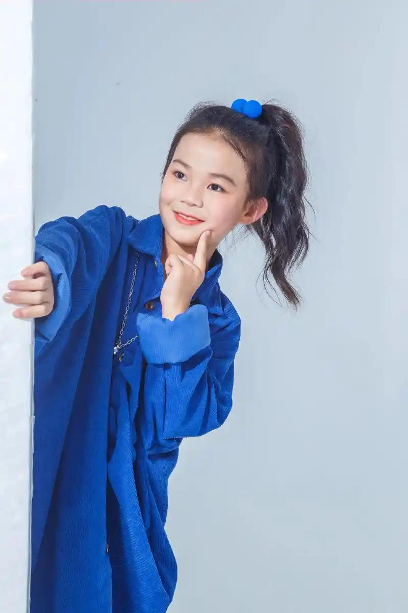 八周岁纪念册每一张照片都是满满的回忆和足迹