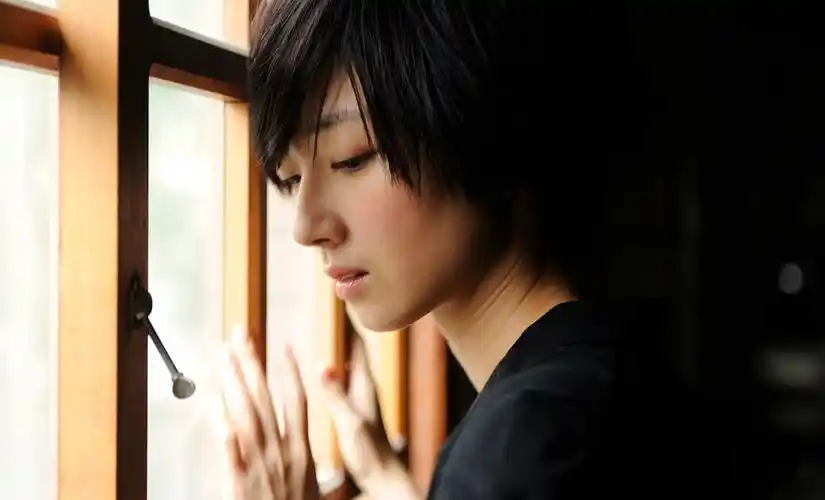 求桂纶镁这张图片的壁纸