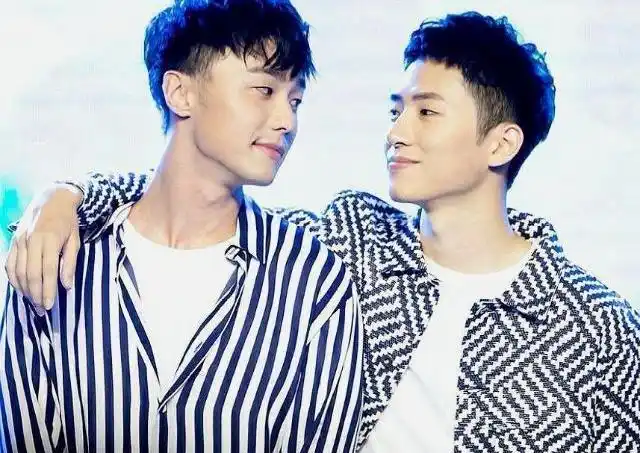 校园剧《上瘾》和《越界》中的四对男男cp,你更喜欢哪一对呢_饰演者