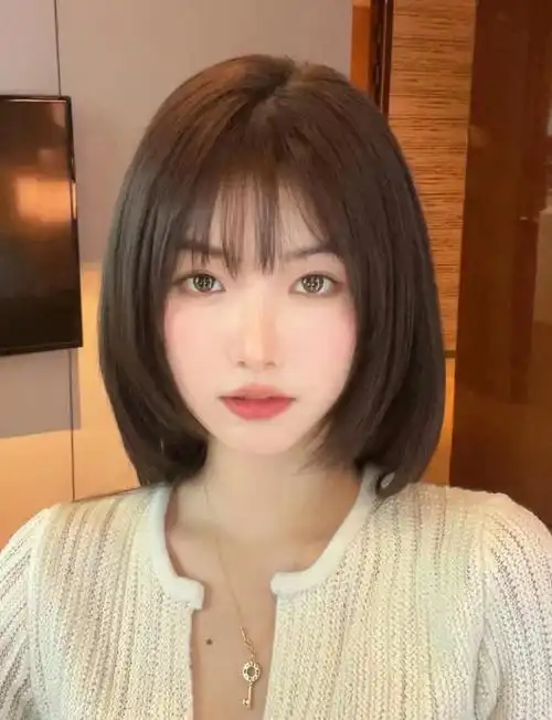 中长发初恋头发型对一个人影响太大了试着换个发型,可以解决80%容貌