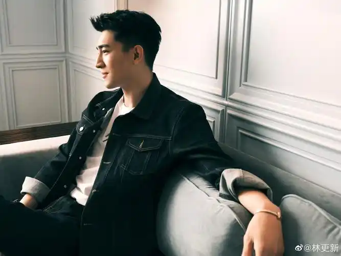 林更新微博写真图片集