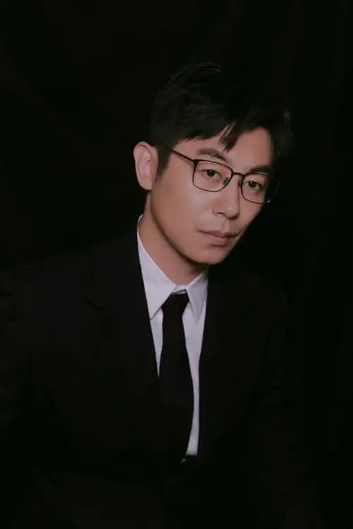 朱亚文生日写真##朱亚文39岁生日照