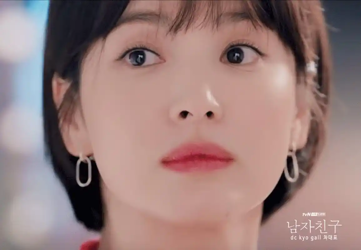 宋慧乔新剧美出新高度,乔妹短发发型又引起了一波剪发热.