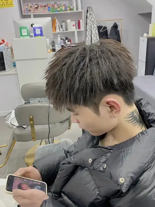 男生发型  #摩根烫  #根据脸型设计发型  #长沙