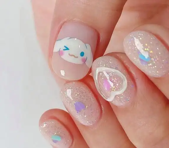 可爱卡通手绘美甲