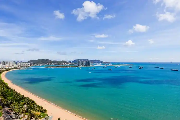然而美丽海边的美却丝毫不影响三亚湾每次三亚的开始和最想的期盼