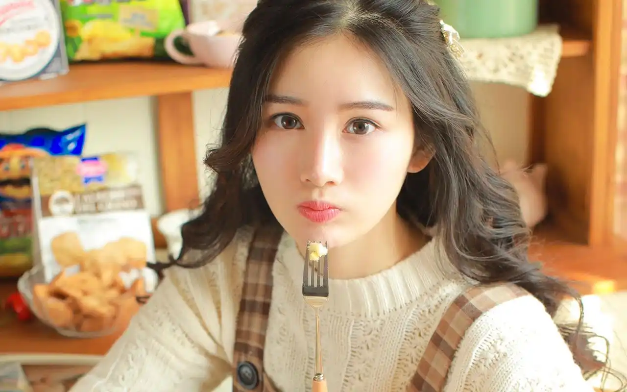 性感白嫩美女诱惑写真高清电脑桌面壁纸